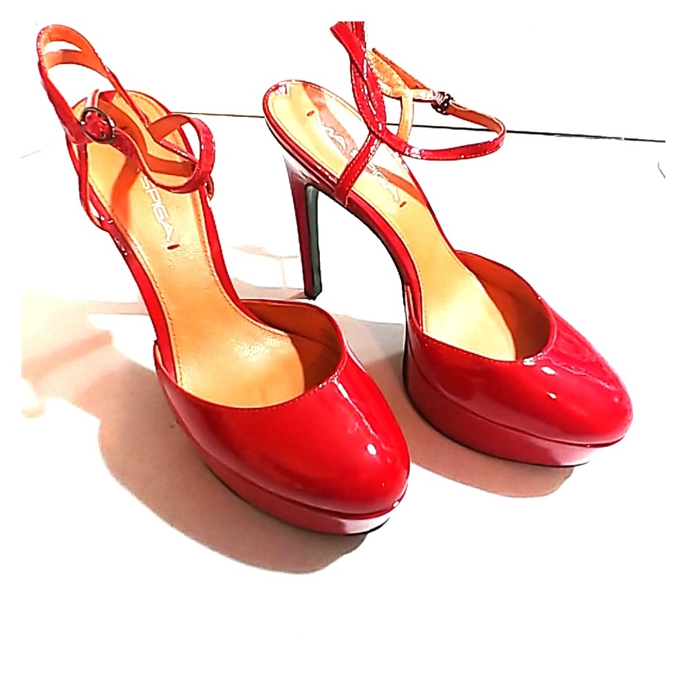 Via Spiga Red Daffodil platfrom heels. Worn once